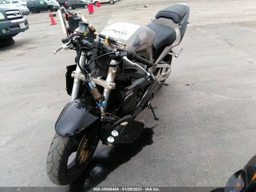 2003 HONDA CBR900 RR JH2SC500X3M104318