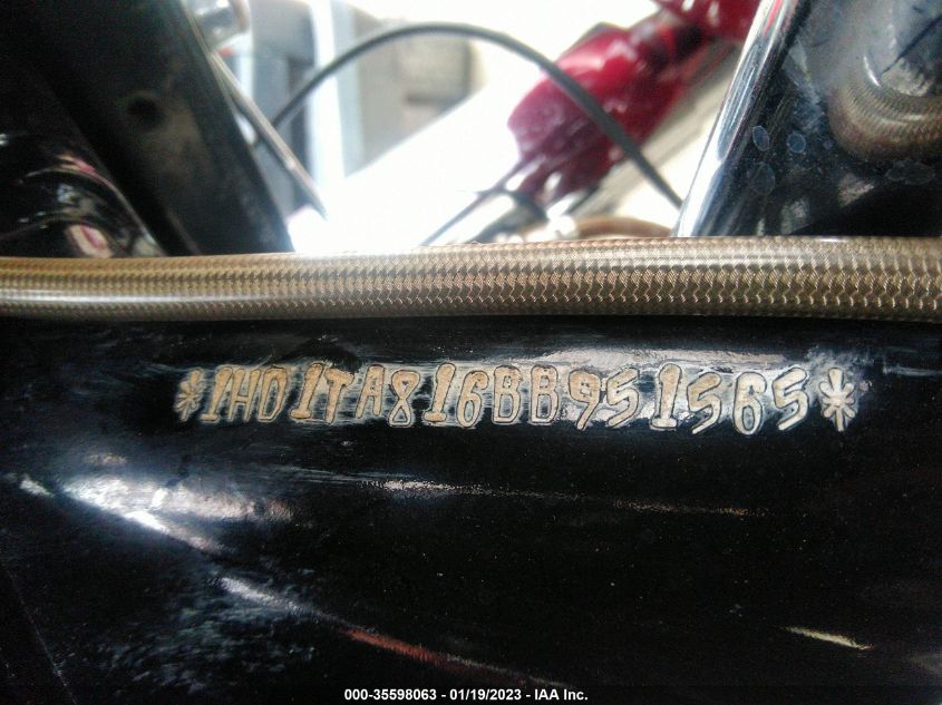 2011 HARLEY-DAVIDSON FLTRUSE 1HD1TA816BB951565