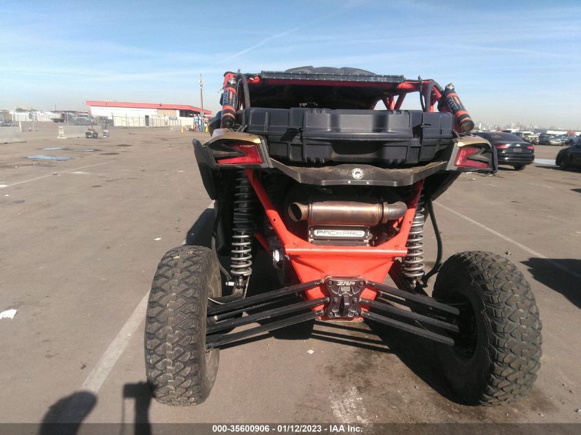 2017 CAN-AM MAVERICK X3 MAX X RS TURBO R - 3JBVNAW25HK000394