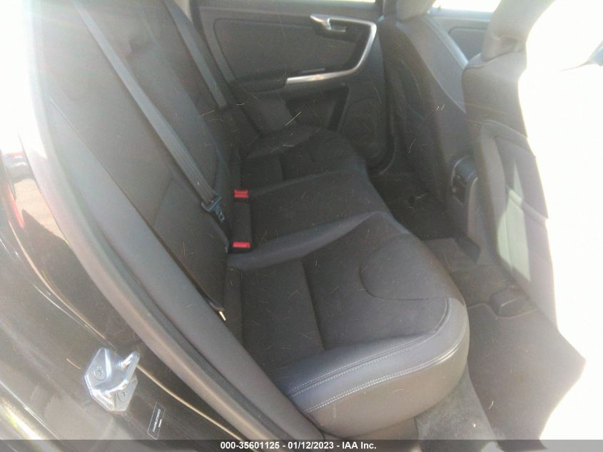 2015 VOLVO XC60 T5 DRIVE-E YV440MDJ2F2681333