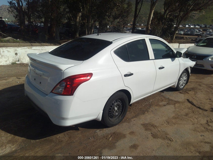 VIN 3N1CN7APXKL817469 2019 NISSAN VERSA SEDAN S PLUS