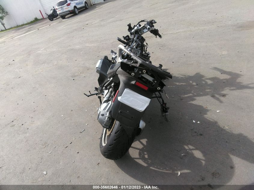 2018 BMW R1200 RT WB10A1301JZ466688
