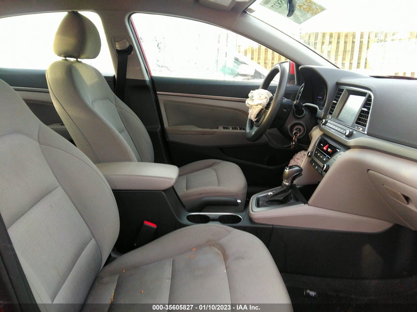 VIN 5NPD84LF1JH252913 2018 HYUNDAI ELANTRA SEL