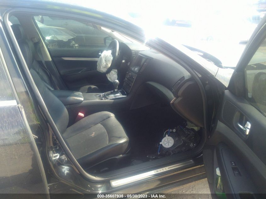 2015 INFINITI Q40 JN1CV6AR0FM651129