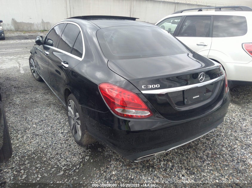 VIN 55SWF4JB4HU209107 2017 MERCEDES-BENZ C-CLASS C 300