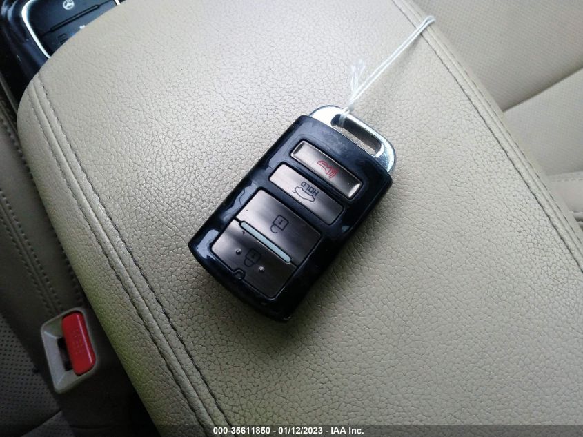 2014 KIA CADENZA PREMIUM KNALN4D75E5121577