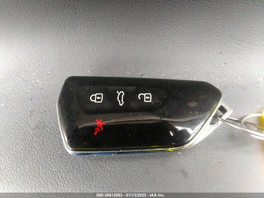 2022 VOLKSWAGEN ID.4 PRO WVGJNPE29NP039916