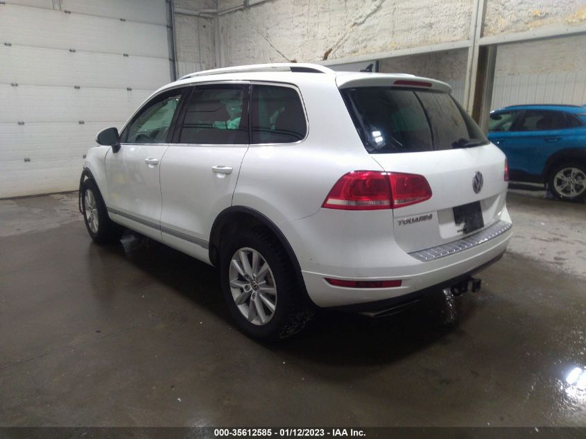2014 VOLKSWAGEN TOUAREG SPORT W/NAV WVGEF9BP9ED014249