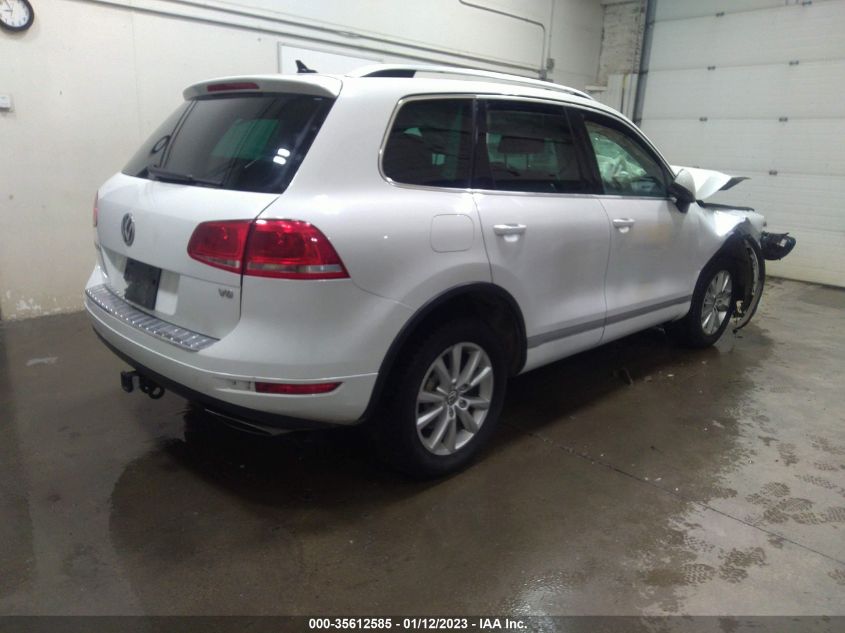 2014 VOLKSWAGEN TOUAREG SPORT W/NAV WVGEF9BP9ED014249