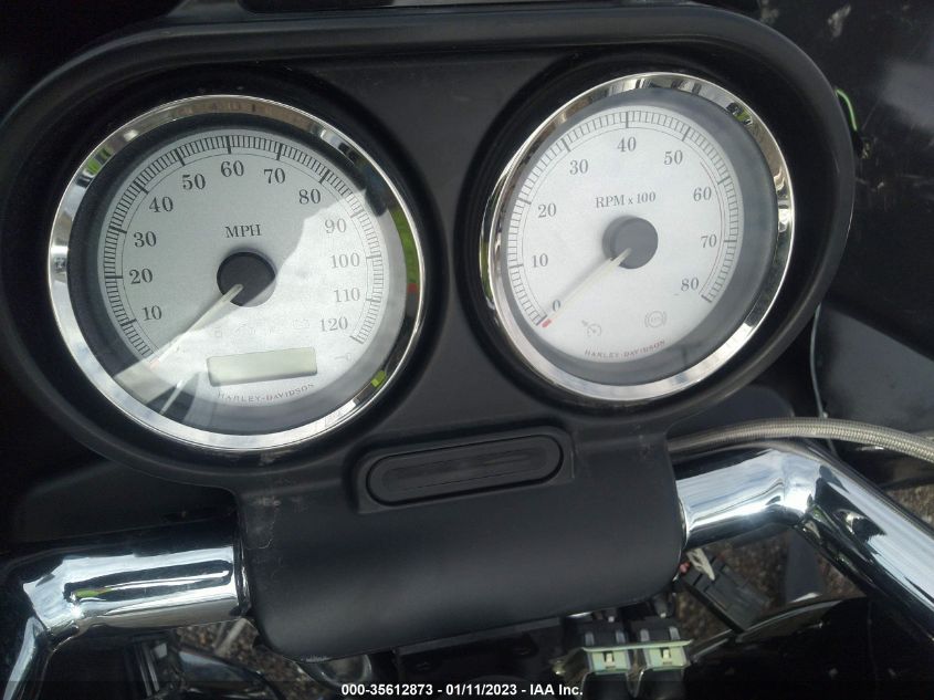 2013 HARLEY-DAVIDSON FLTRX ROAD GLIDE CUSTOM - 1HD1KHM3XDB623636