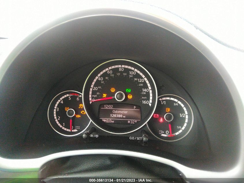 2014 VOLKSWAGEN BEETLE 2.0L TDI 3VWJL7AT7EM655836