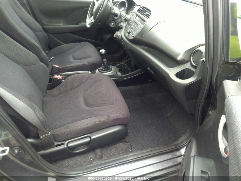 2013 HONDA FIT SPORT - JHMGE8G59DC027782