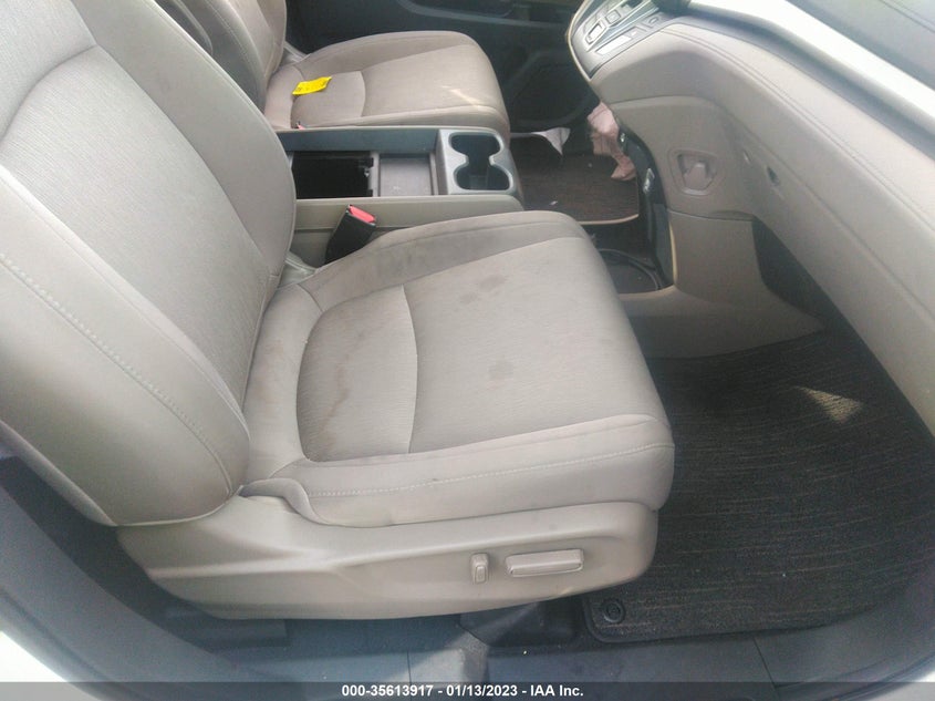 VIN 5FNRL6H50MB030656 2021 HONDA ODYSSEY EX