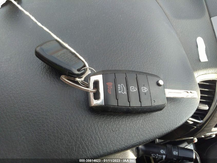 2015 KIA SORENTO LX - 5XYKT3A62FG602549
