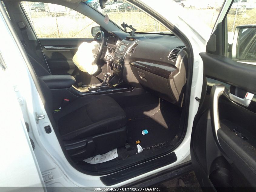 2015 KIA SORENTO LX - 5XYKT3A62FG602549