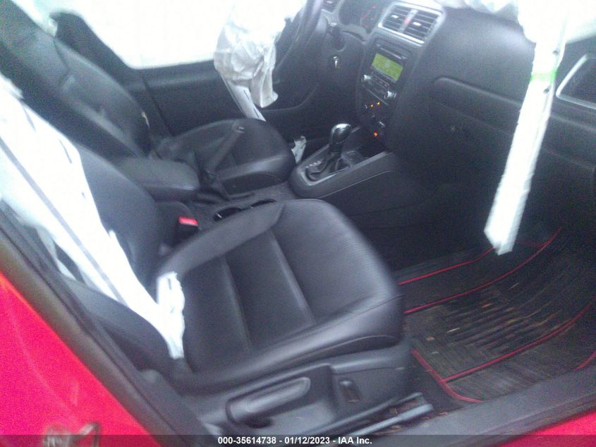 2014 VOLKSWAGEN JETTA SEDAN SE 3VWD17AJ5EM369081