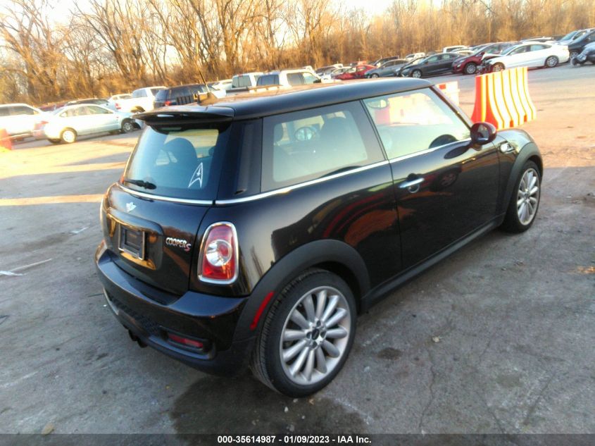2013 MINI COOPER HARDTOP S - WMWSV3C5XDT390822