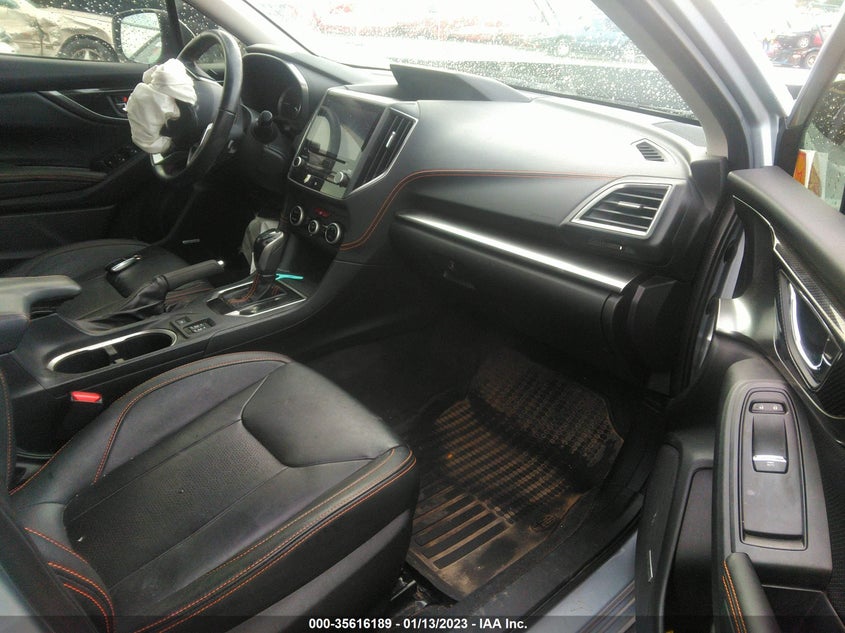 VIN JF2GTAMC7JH342906 2018 SUBARU CROSSTREK LIMITED