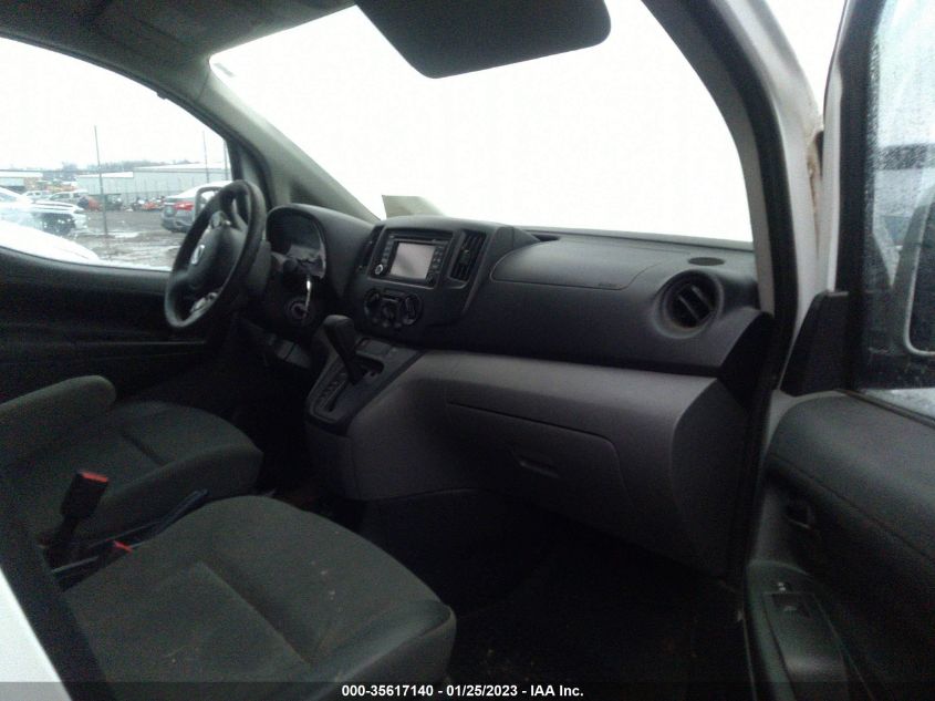 2015 NISSAN NV200 SV 3N6CM0KN4FK717980