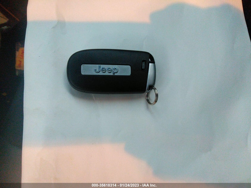 VIN 1C4RJFAG9MC633247 2021 JEEP GRAND CHEROKEE LAREDO X