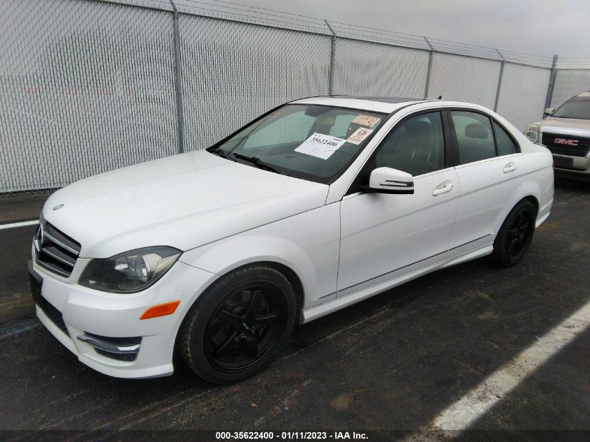 2014 MERCEDES-BENZ C 300 SPORT 4MATIC/LUXURY 4MATIC - WDDGF8AB1ER319315