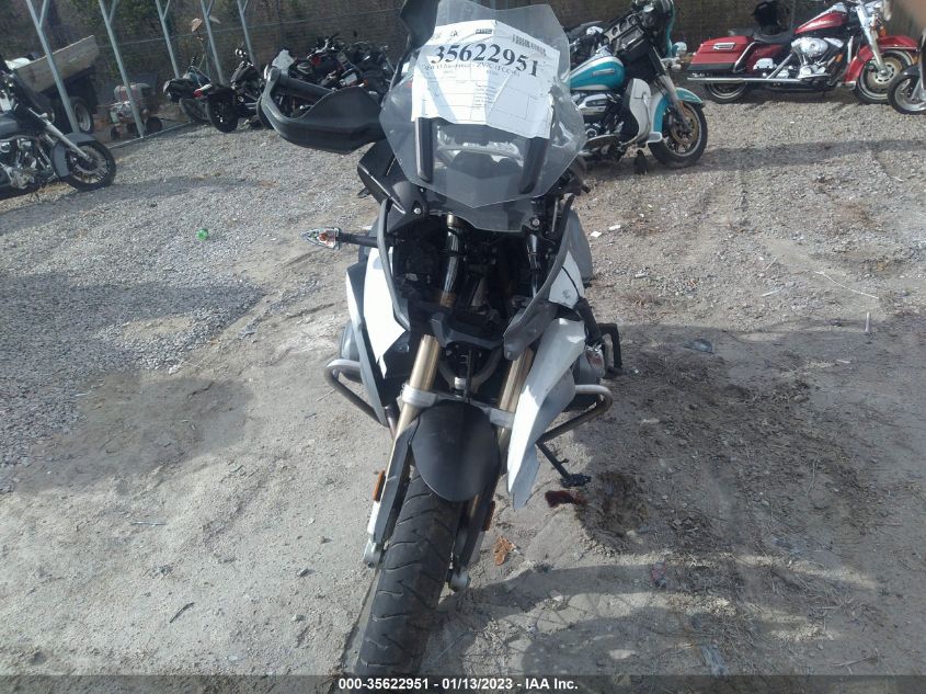 2015 BMW R1200 GS WB10A1104FZ188444