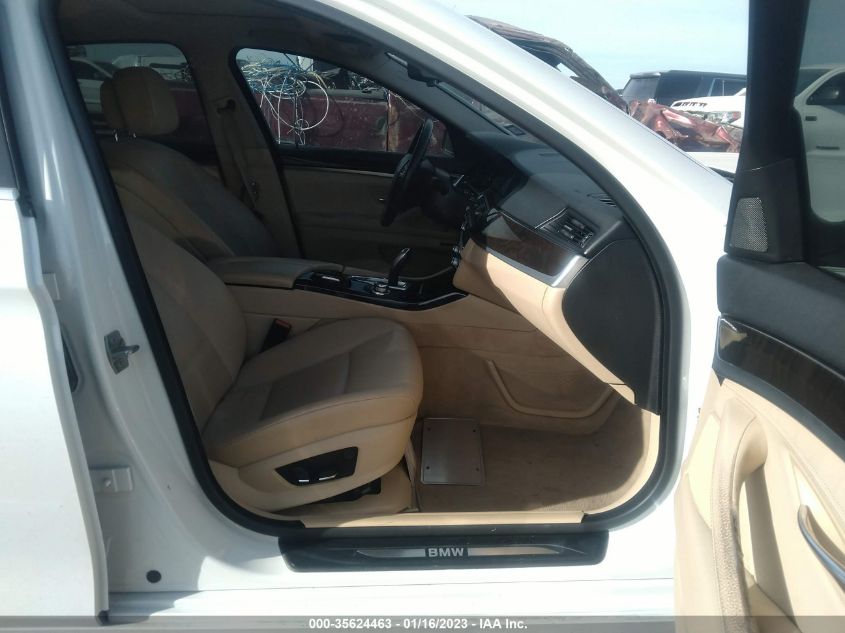 2013 BMW 5 SERIES 528I - WBAXG5C59DDY30972