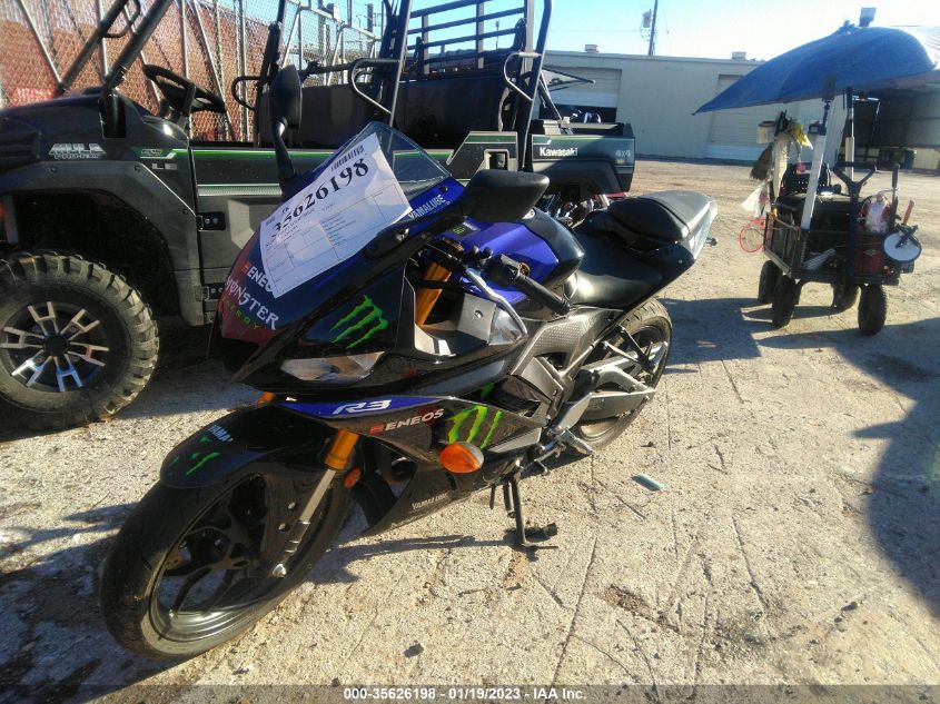 2021 YAMAHA YZFR3 A MH3RH18Y4MK005083