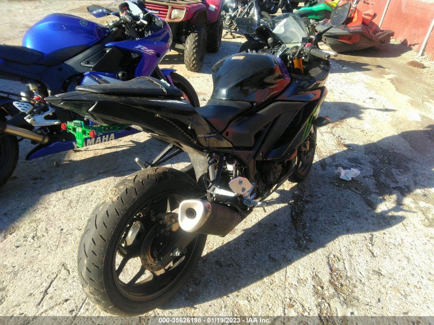 2021 YAMAHA YZFR3 A MH3RH18Y4MK005083