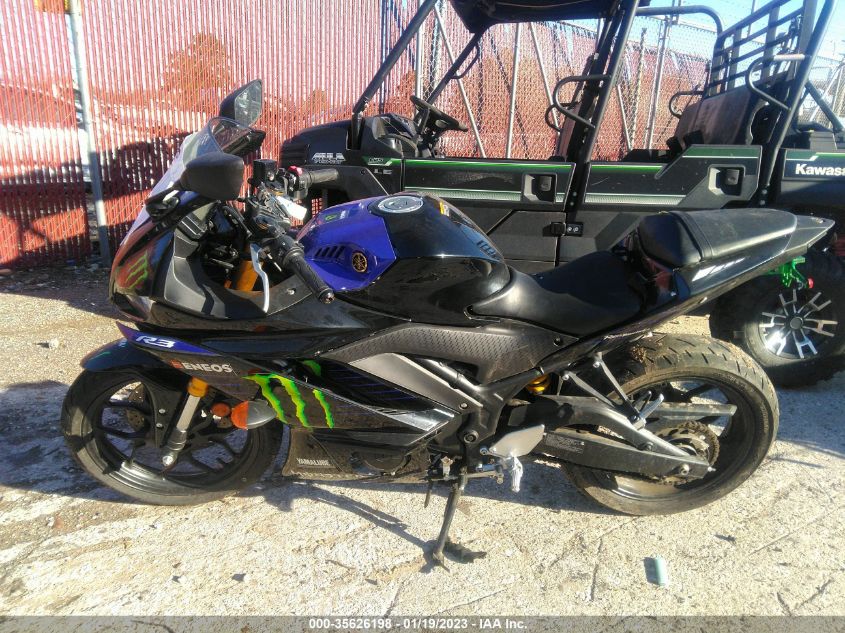2021 YAMAHA YZFR3 A MH3RH18Y4MK005083