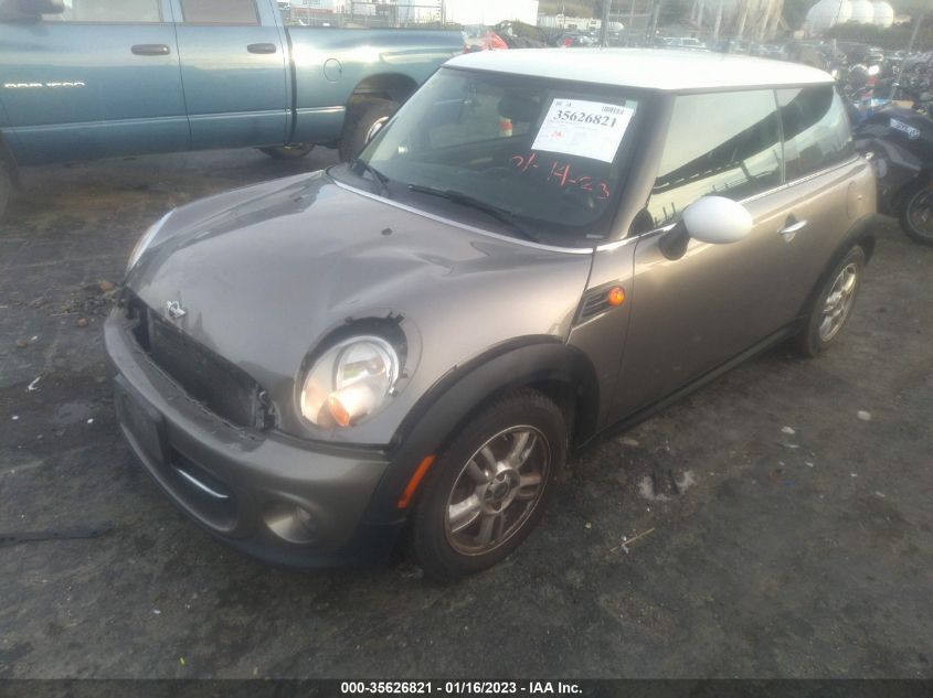 2013 MINI COOPER HARDTOP WMWSU3C53DT373654