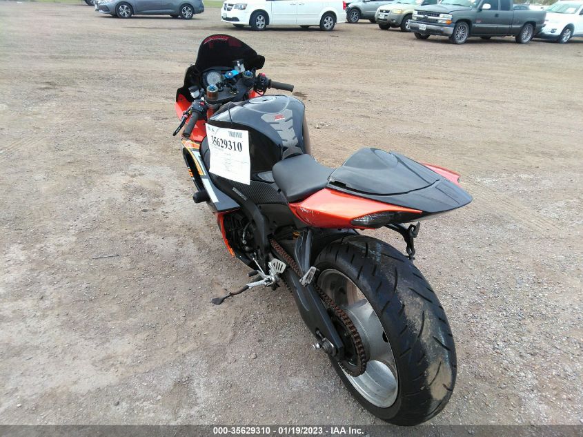 2007 SUZUKI GSX-R1000 JS1GT77A172104860