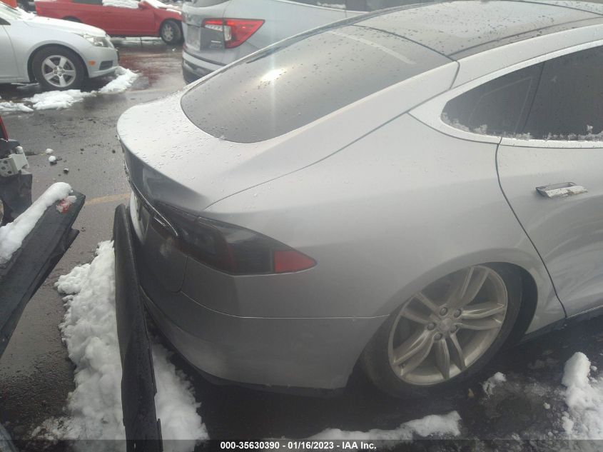 2013 TESLA MODEL S - 5YJSA1CG6DFP03808