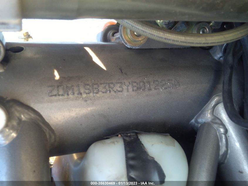 2000 DUCATI 748 ZDM1SB3R3YB012250