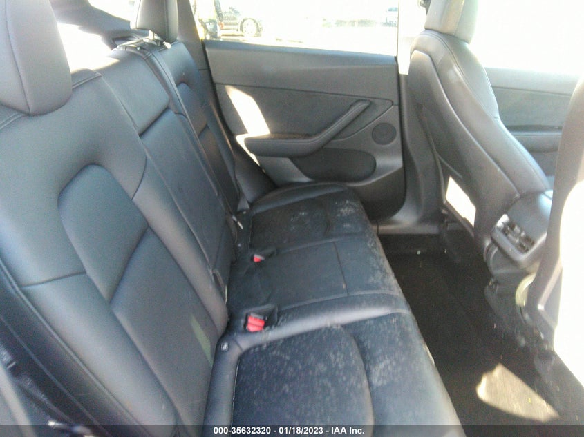 VIN 5YJYGDEE1MF173821 2021 TESLA MODEL Y LONG RANGE