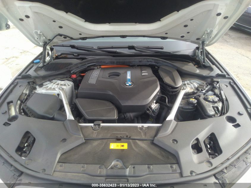 2019 BMW 5 SERIES 530E IPERFORMANCE - WBAJA9C56KB391950
