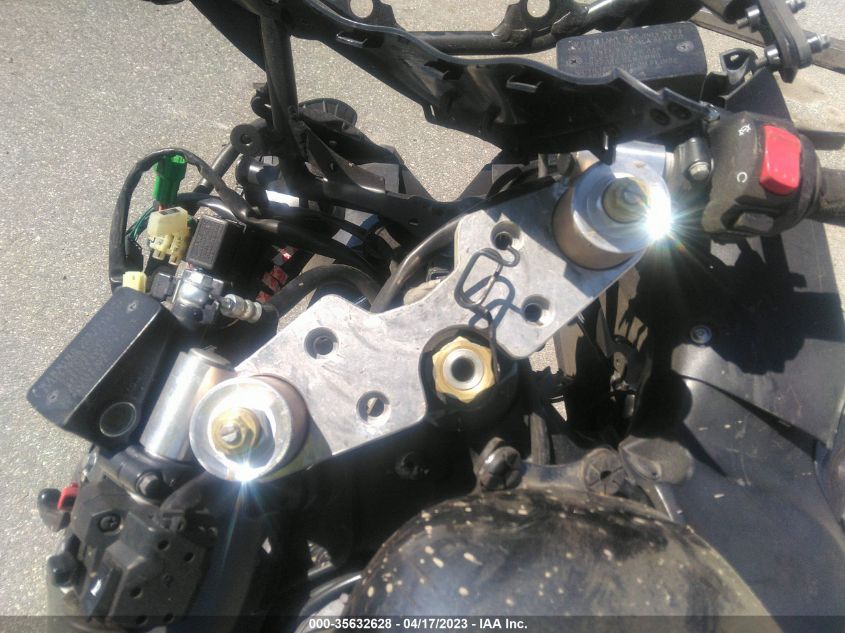 2020 SUZUKI GSX1300 RA JS1GX72B1L7100728