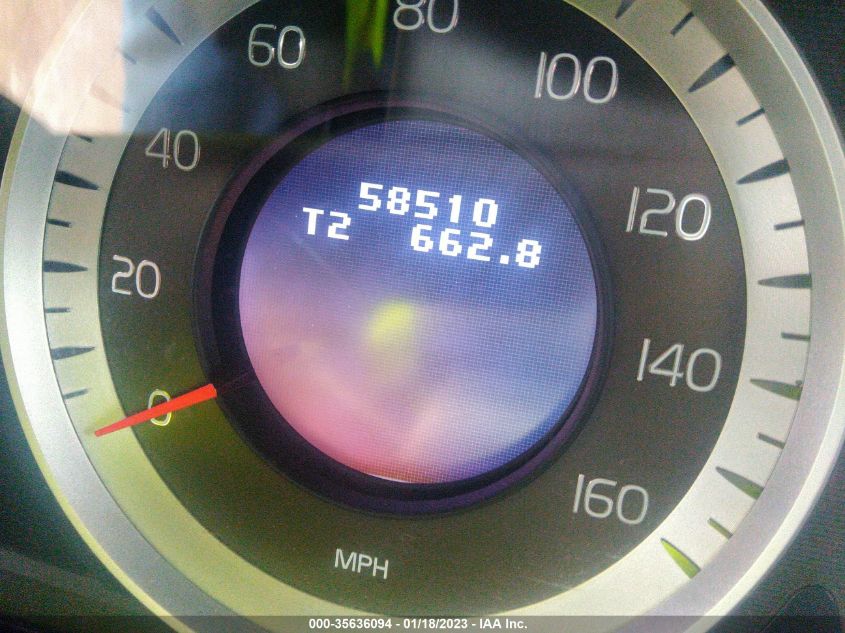 2013 VOLVO XC70 3.2L YV4940BZ7D1164172
