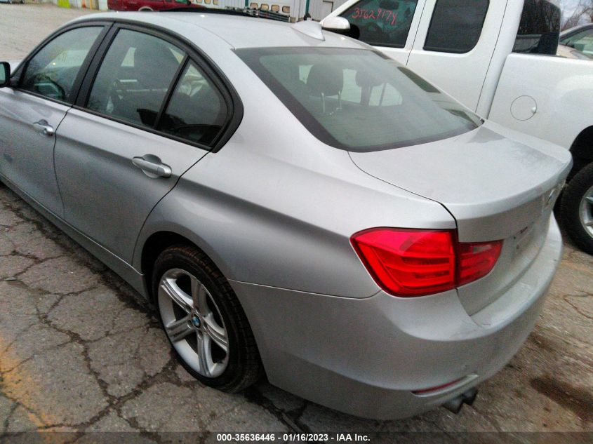 VIN WBA3C1C56DF436725 2013 BMW 3 SERIES no.3