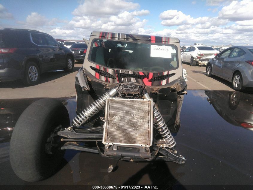 2019 CAN-AM MAVERICK X3 MAX X RS TURBO R - 3JBVNAW43KK000628