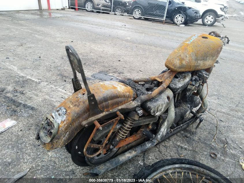 2000 HARLEY-DAVIDSON XL1200 C - 1HD1CGP19YK139187