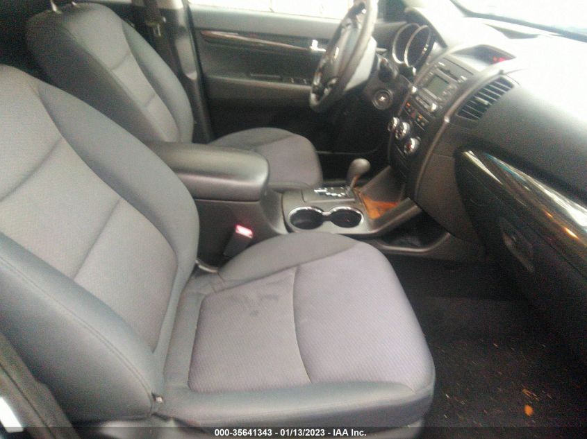 2013 KIA SORENTO LX - 5XYKT4A21DG403251