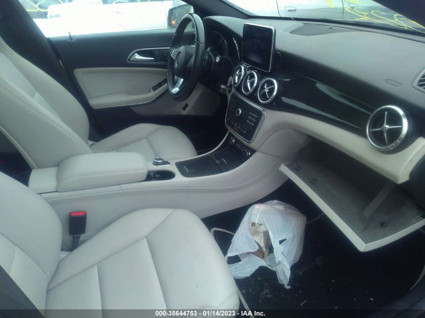 2015 MERCEDES-BENZ CLA 250 WDDSJ4GB2FN268666