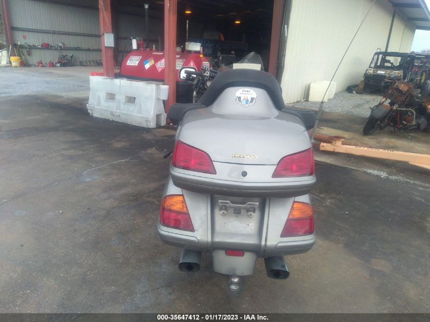 2002 HONDA GL1800 1HFSC47042A103843