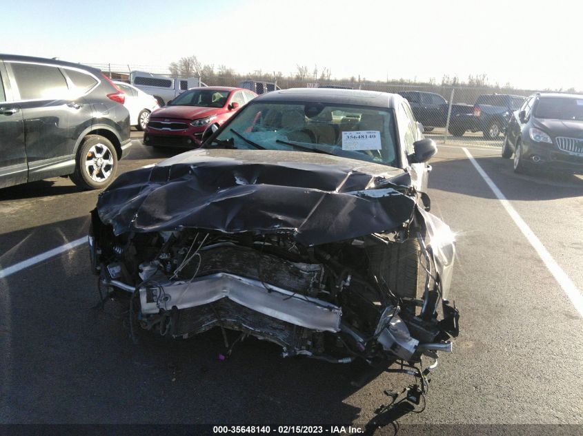 2015 AUDI A8 L 4.0T WAU32AFD1FN004865