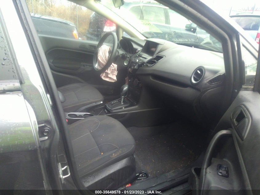VIN 3FADP4BJ9KM112585 2019 FORD FIESTA SE