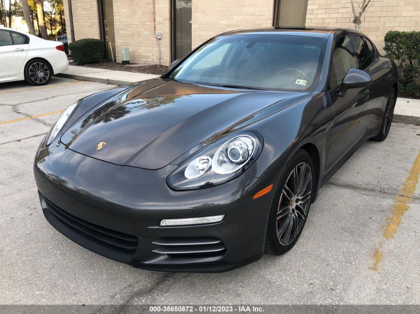 2016 PORSCHE PANAMERA WP0AA2A73GL003637