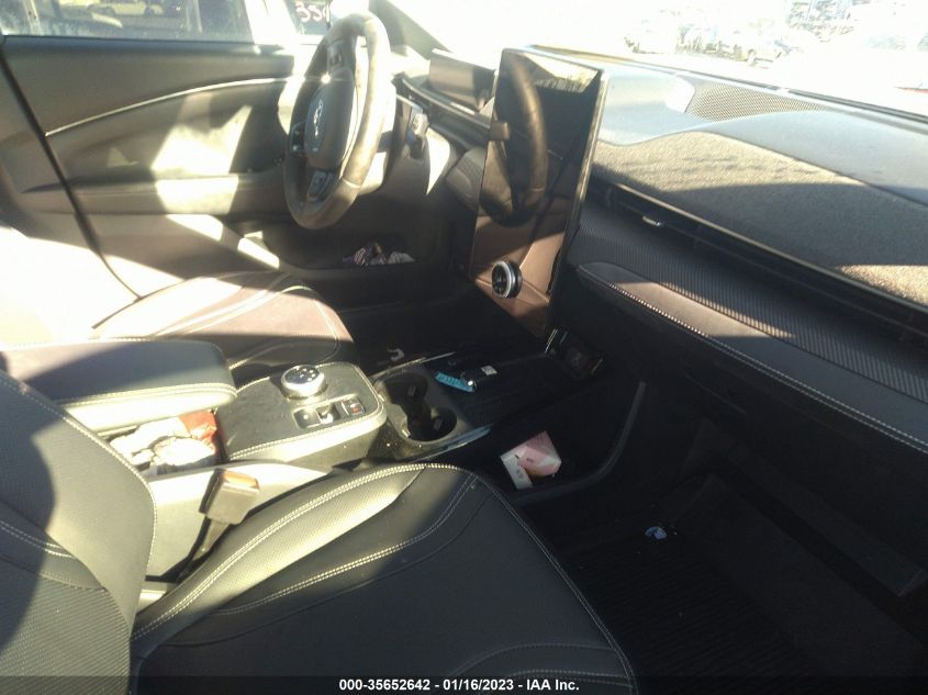 2022 FORD MUSTANG MACH-E PREMIUM 3FMTK3R71NMA15552