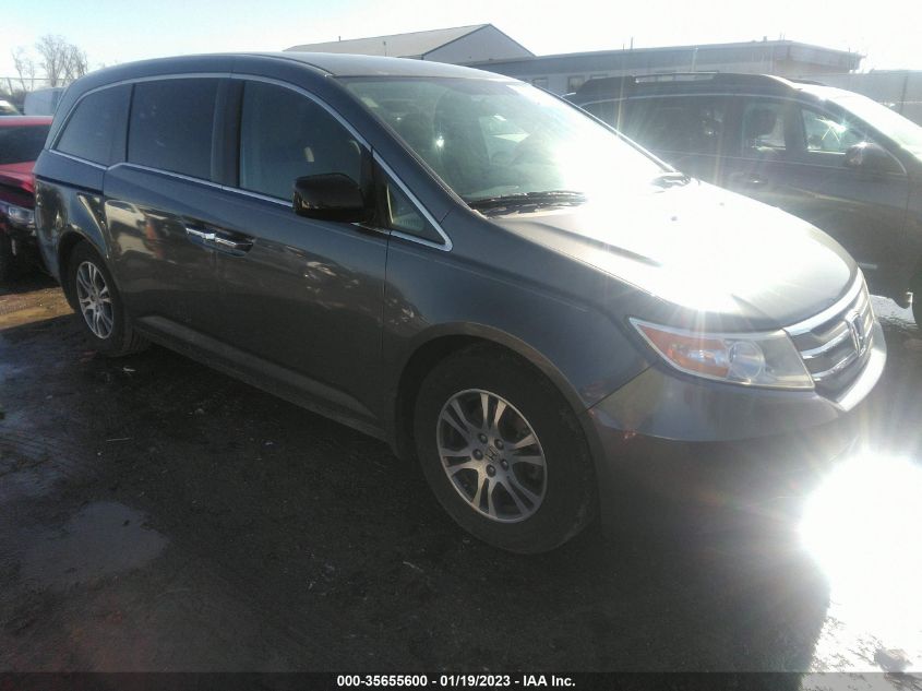 VIN 5FNRL5H40DB069149 2013 HONDA ODYSSEY no.1