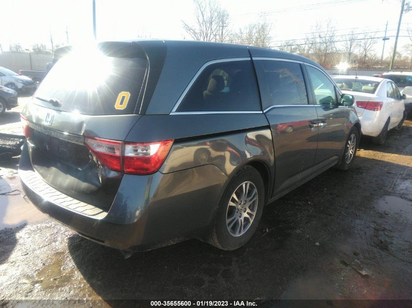 VIN 5FNRL5H40DB069149 2013 HONDA ODYSSEY no.4